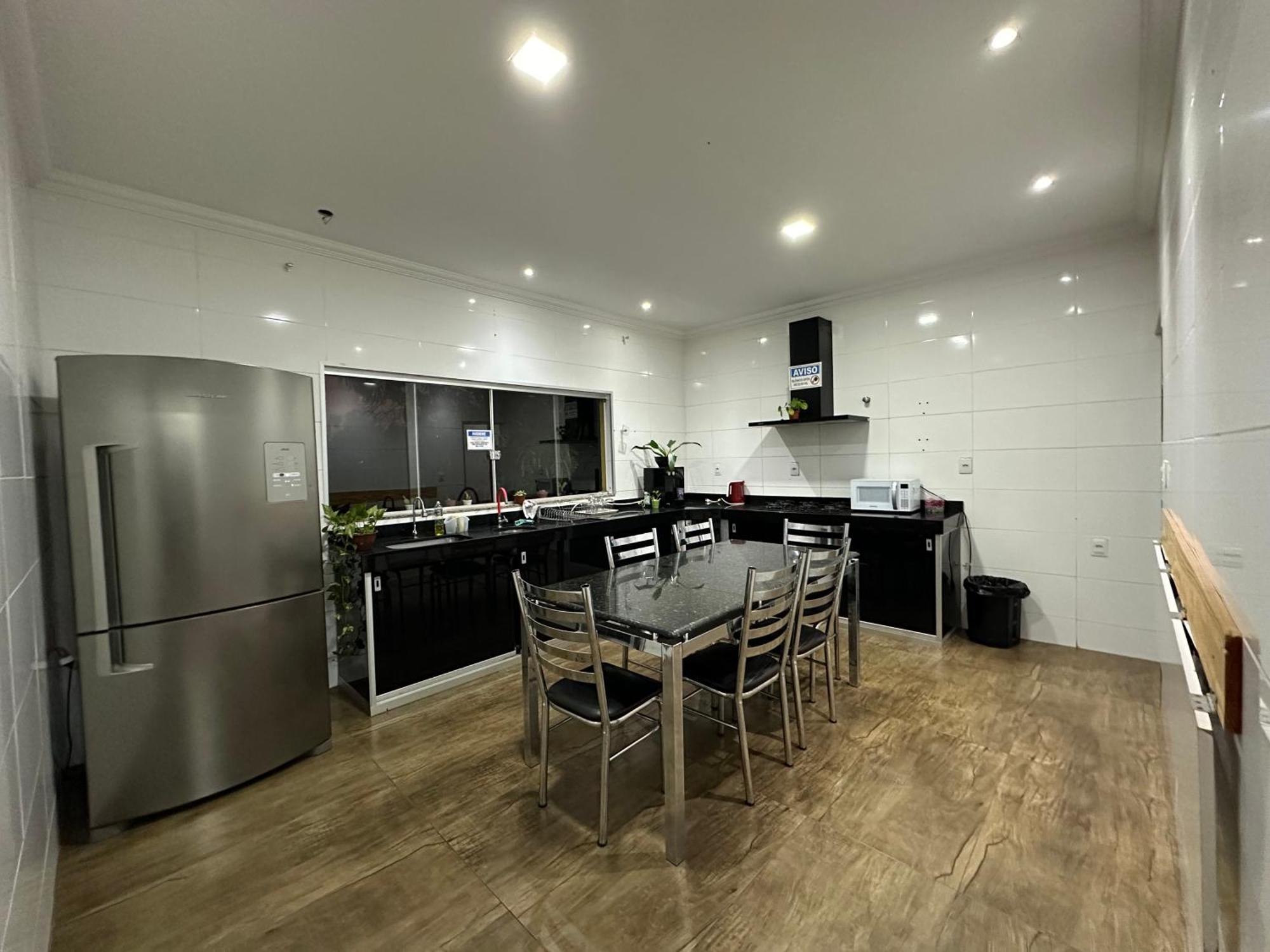 ברומדיניו Hostel Amarelinho מראה חיצוני תמונה