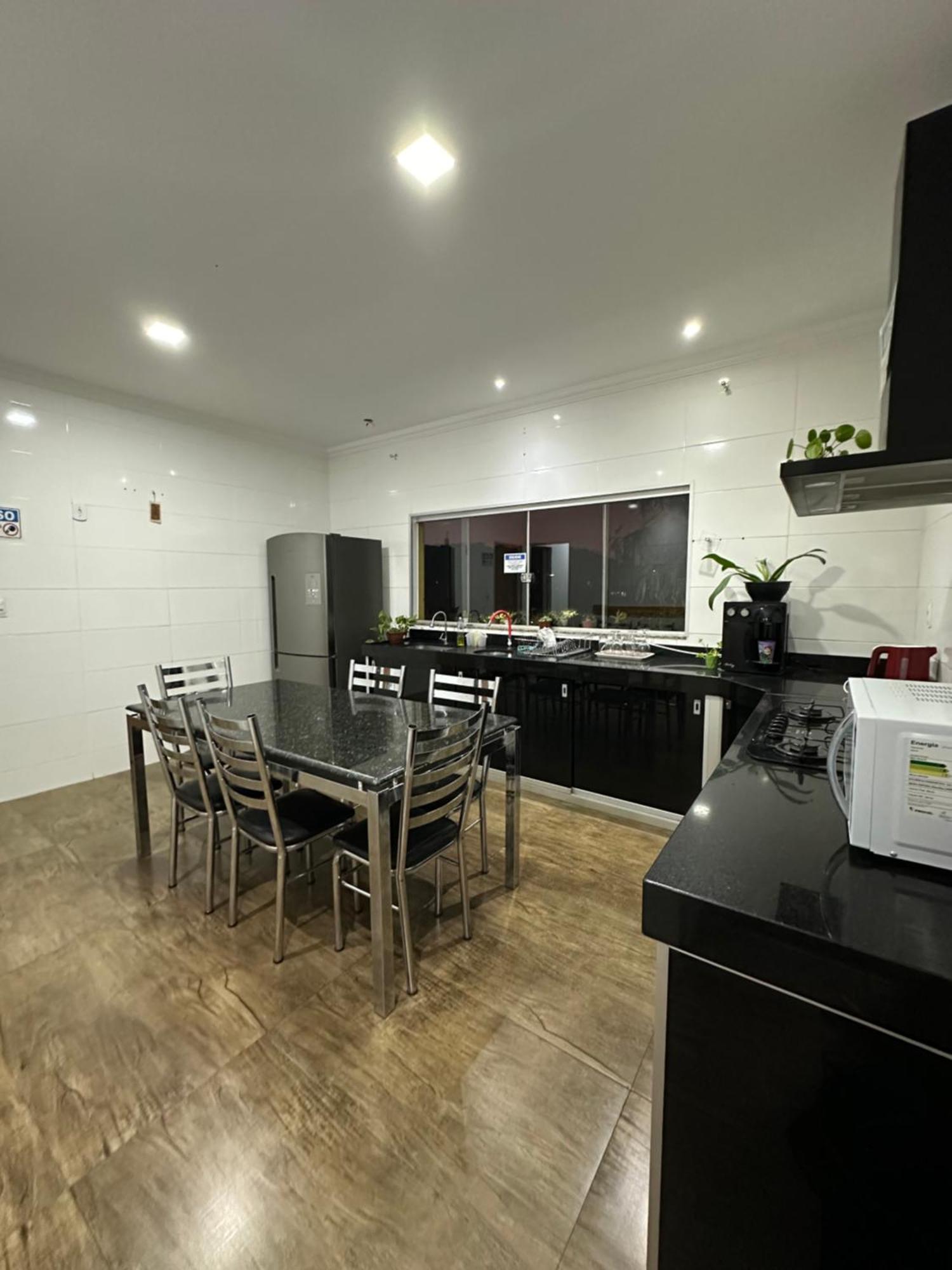 ברומדיניו Hostel Amarelinho מראה חיצוני תמונה